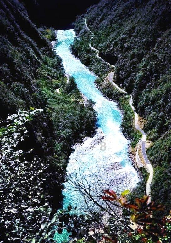 新宝马X12.0T油耗多少游戏画面
